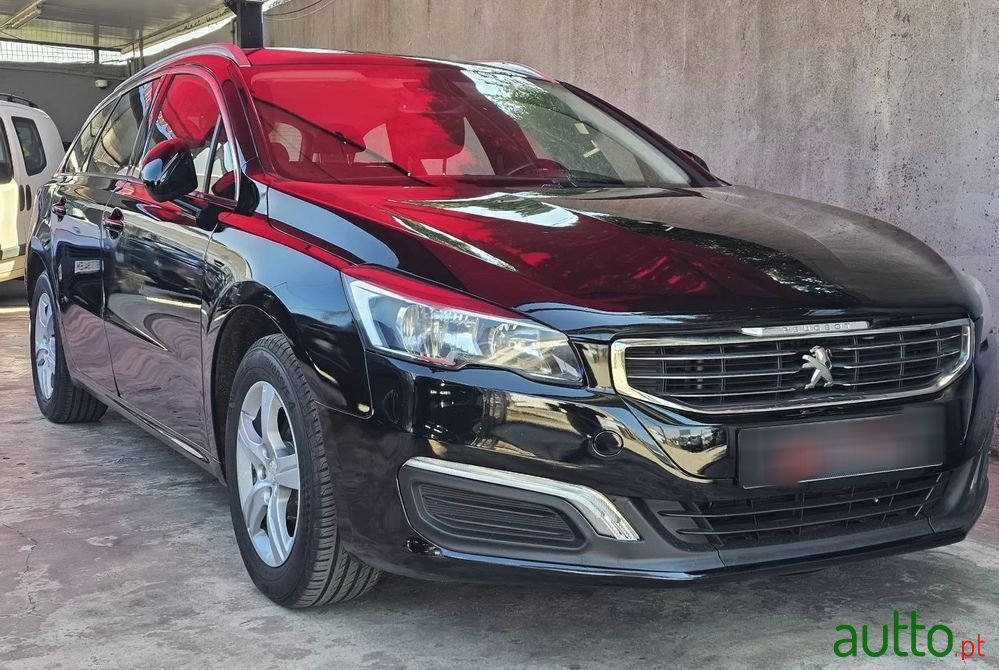 2015' Peugeot 508 Sw photo #1