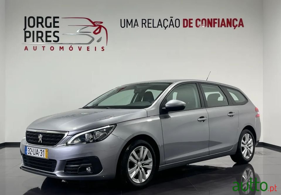 2017' Peugeot 308 Sw photo #1