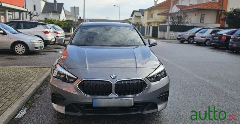 2021' BMW 216 Gran Coupé photo #2