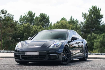 2017' Porsche Panamera 4S Diesel