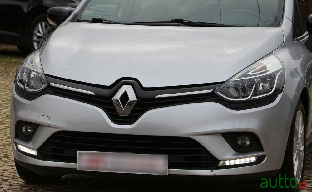 2018' Renault Clio 0.9 Tce Limited photo #5