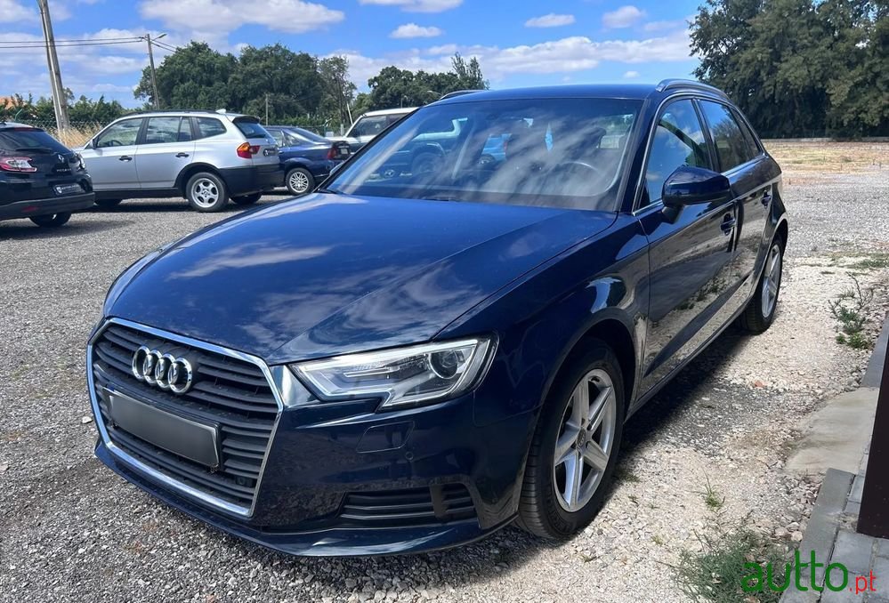 2017' Audi A3 Sportback photo #4