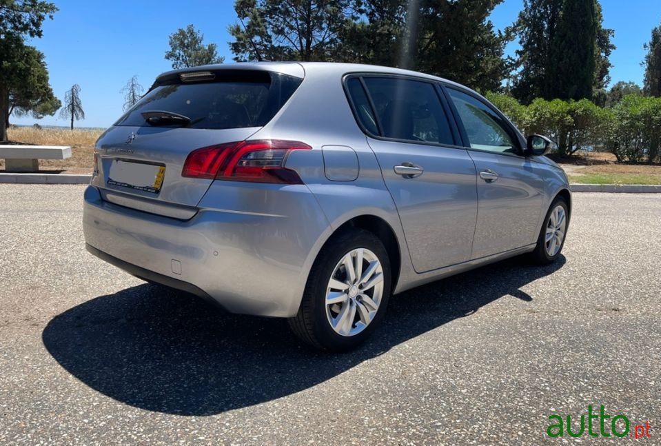 2018' Peugeot 308 photo #4
