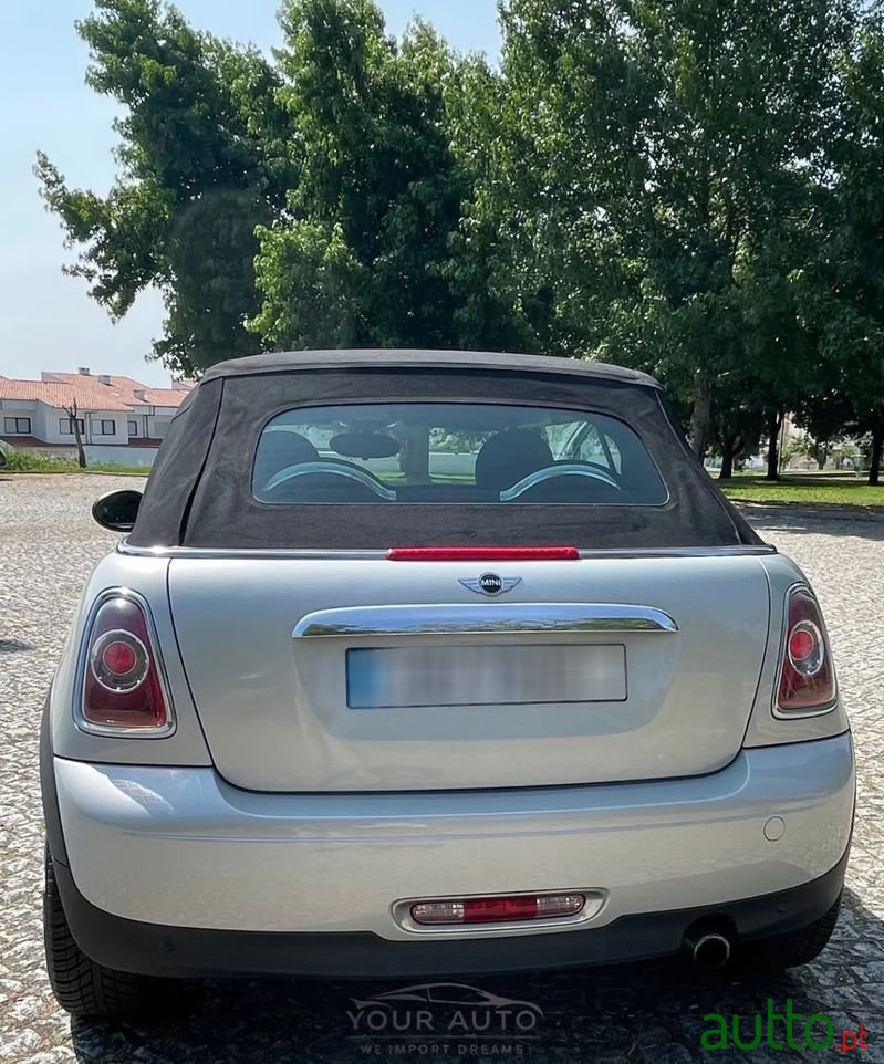 2014' MINI Cabrio Cooper photo #3