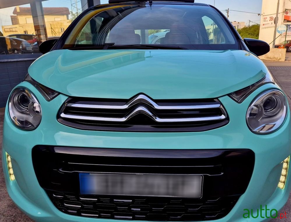 2019' Citroen C1 Airscape 1.0 Vti Shine photo #5