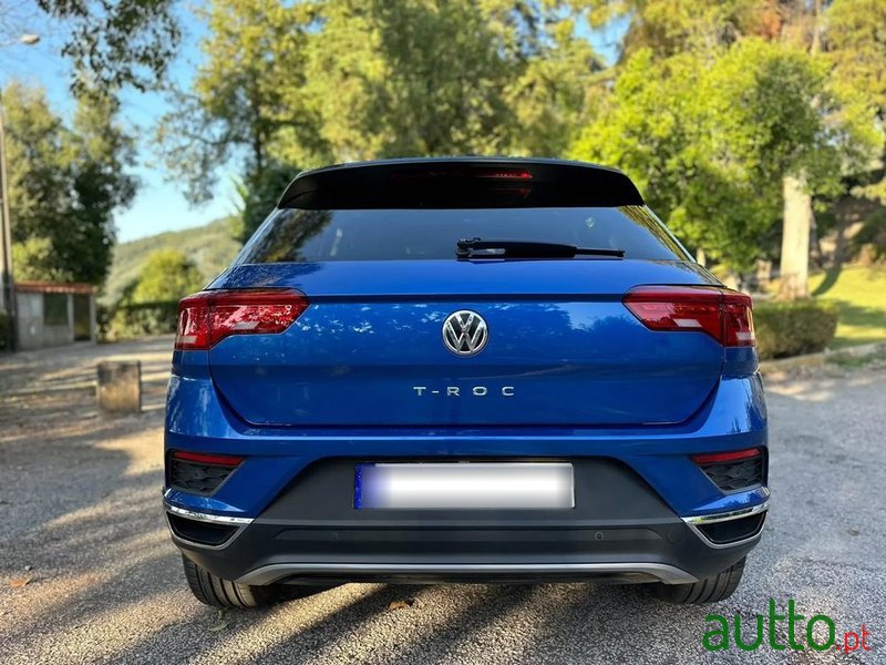 2020' Volkswagen T-Roc 1.0 Tsi Opf Style photo #2