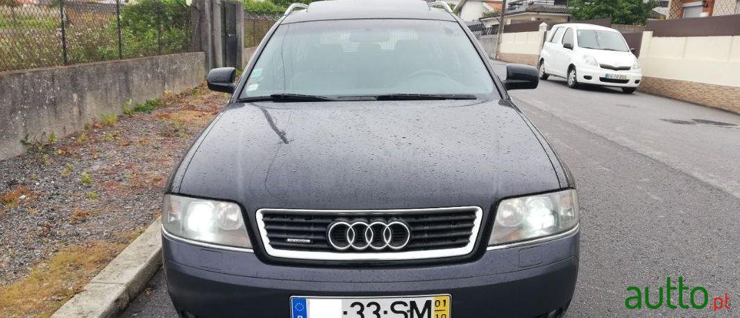 2001' Audi A6 Avant photo #2