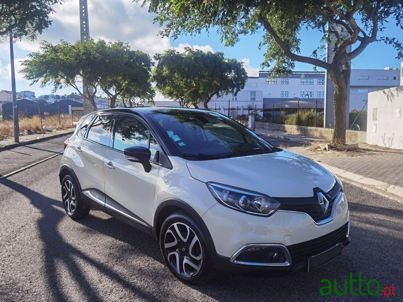 2015' Renault Captur 1.5 Dci Exclusive photo #1