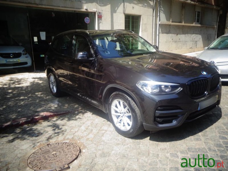 2019' BMW X3 20 D Xdrive Advantage photo #3