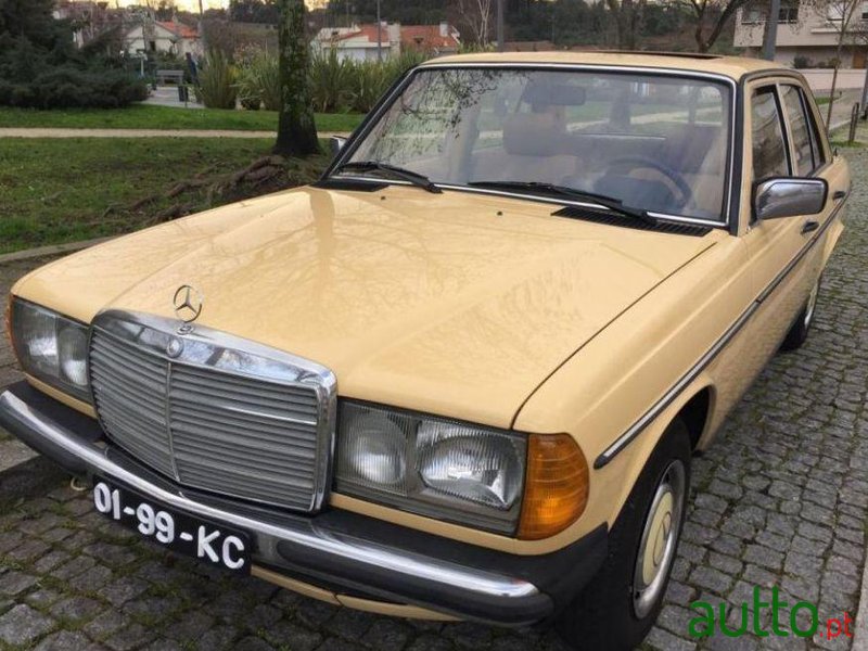 1985' Mercedes-Benz 200 Diesel W123 photo #1