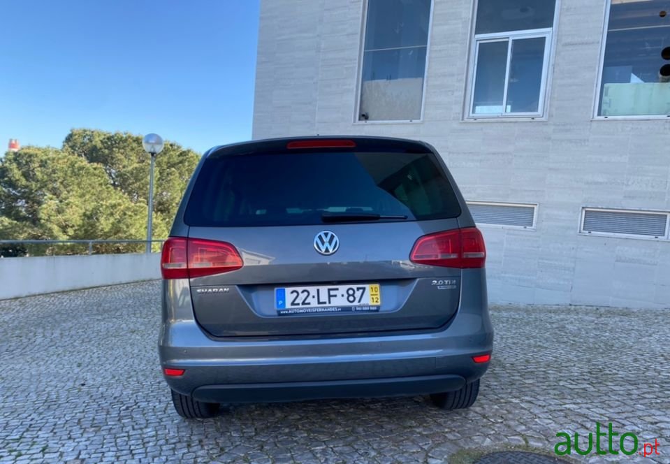 2010' Volkswagen Sharan photo #6