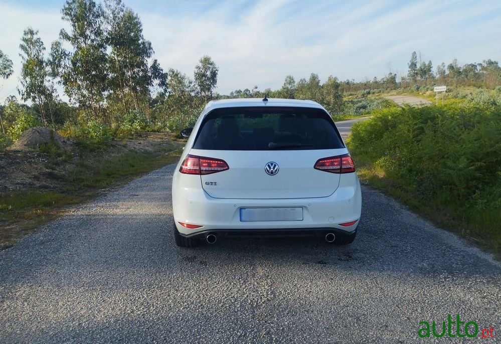 2013' Volkswagen Golf photo #4