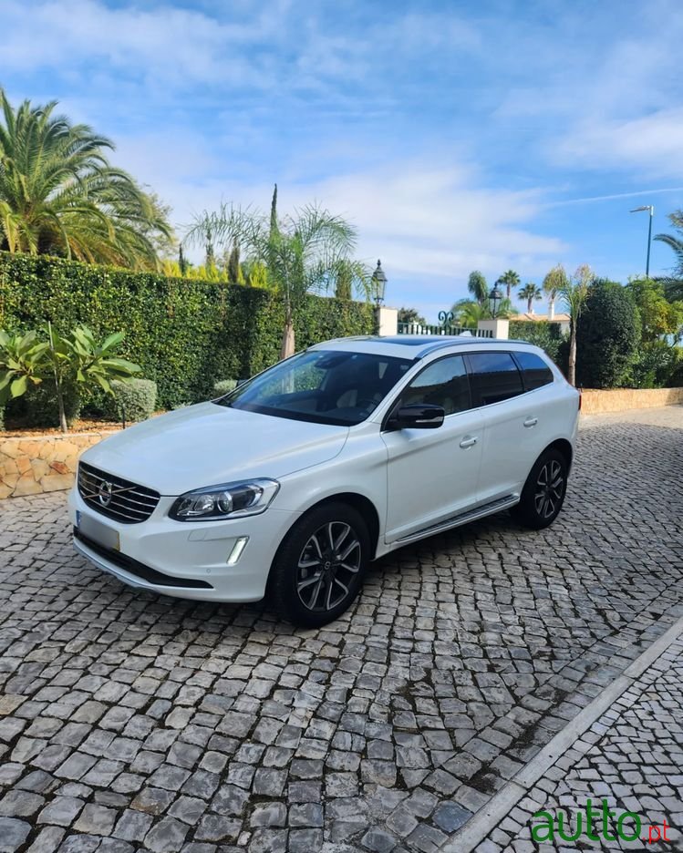 2016' Volvo Xc 60 photo #1