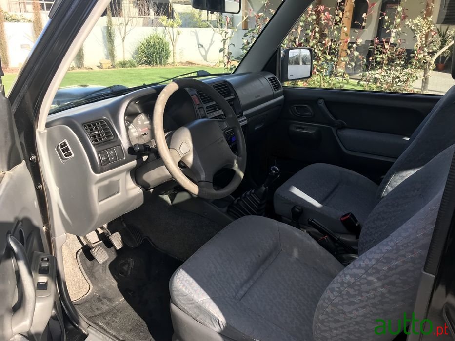 2004' Suzuki Jimny photo #6