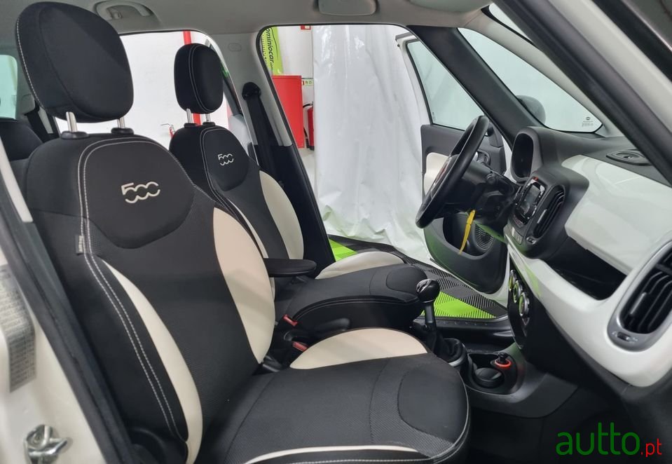 2016' Fiat 500L photo #4
