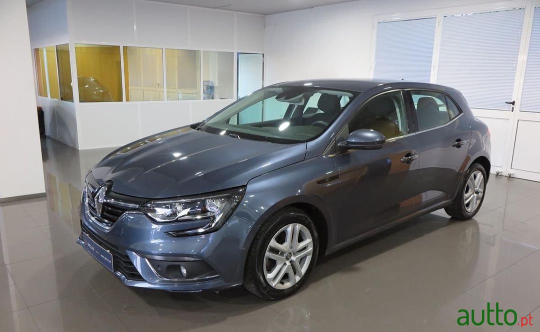 2017' Renault Megane photo #1