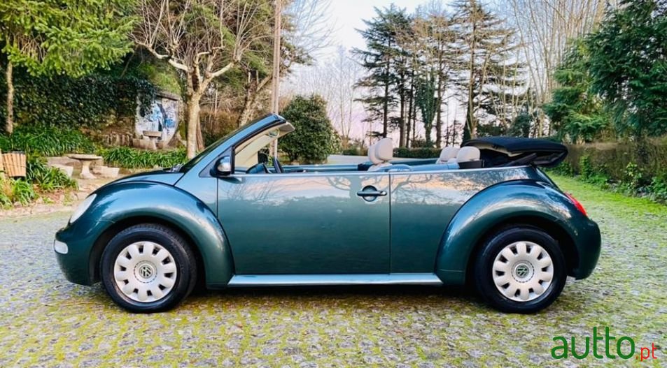 2005' Volkswagen New Beetle Nacional photo #5