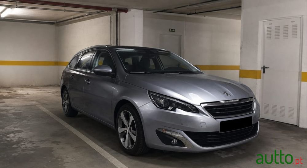 2017' Peugeot 308 photo #1