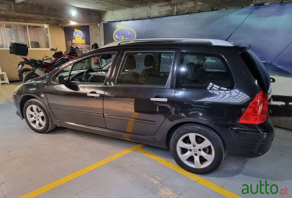 2008' Peugeot 307 Sw photo #4