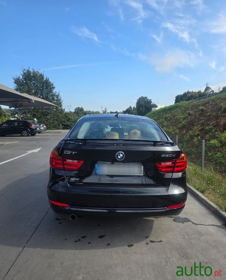 2014' BMW 320 Gran Turismo photo #5