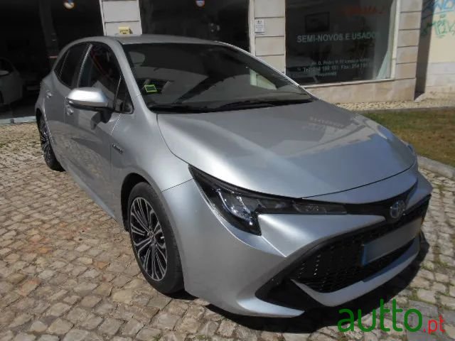 2019' Toyota Corolla photo #2