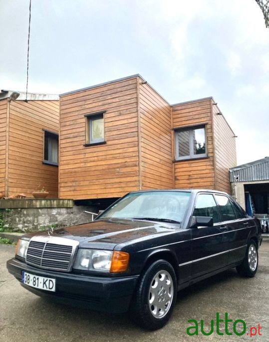 1988' Mercedes-Benz 190 photo #1