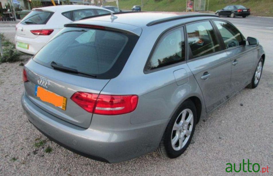 2011' Audi A4-Avant 2.0 Tdi Exclusive photo #2