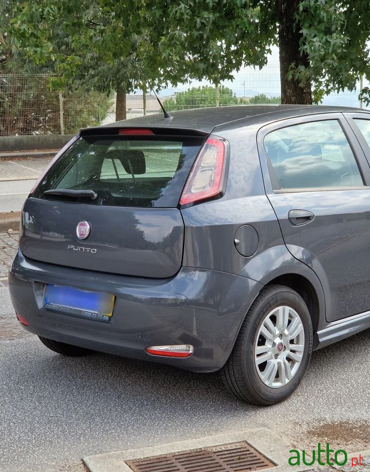 2014' Fiat Punto 1.2 Young S&S photo #4