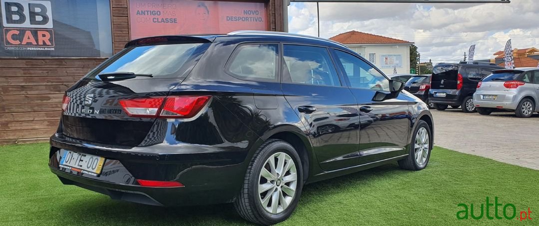 2017' SEAT Leon St photo #3