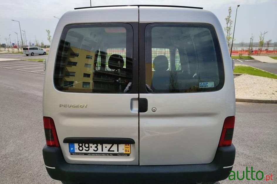 2005' Peugeot Partner photo #1