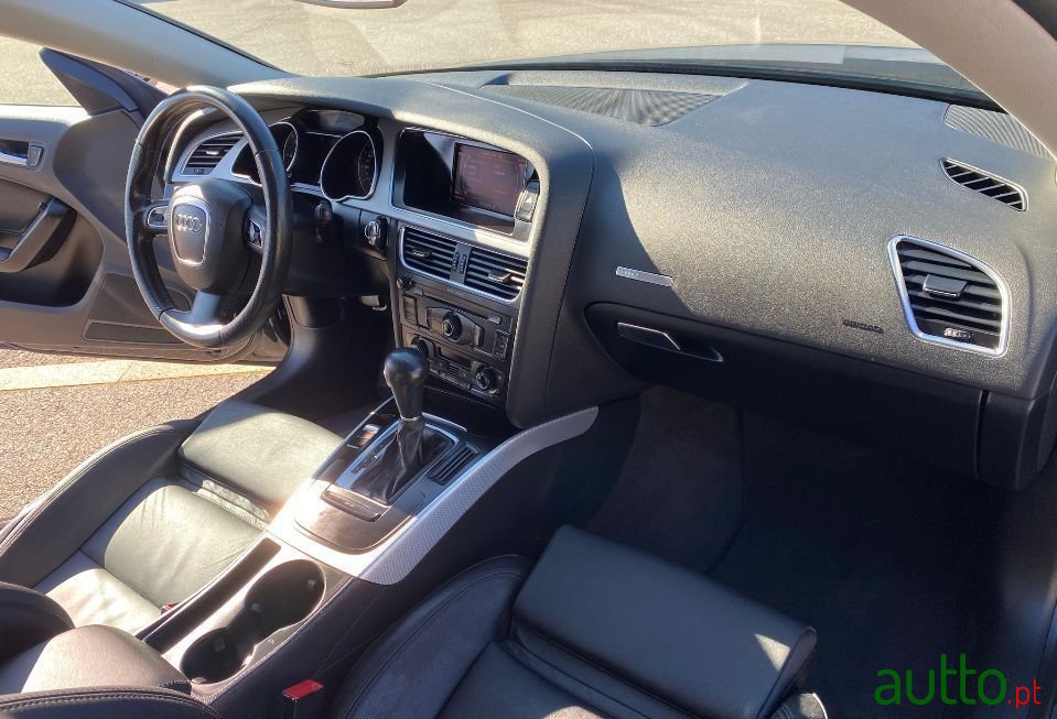 2009' Audi A5 Sportback photo #1