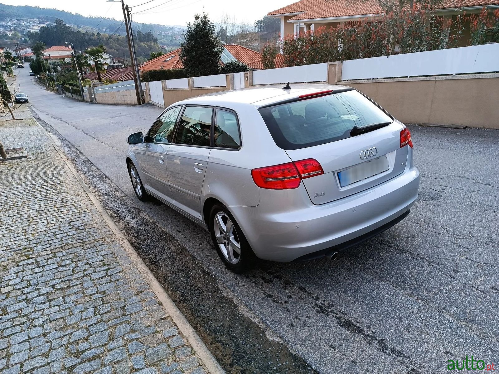 2011' Audi A3 Sportback photo #2