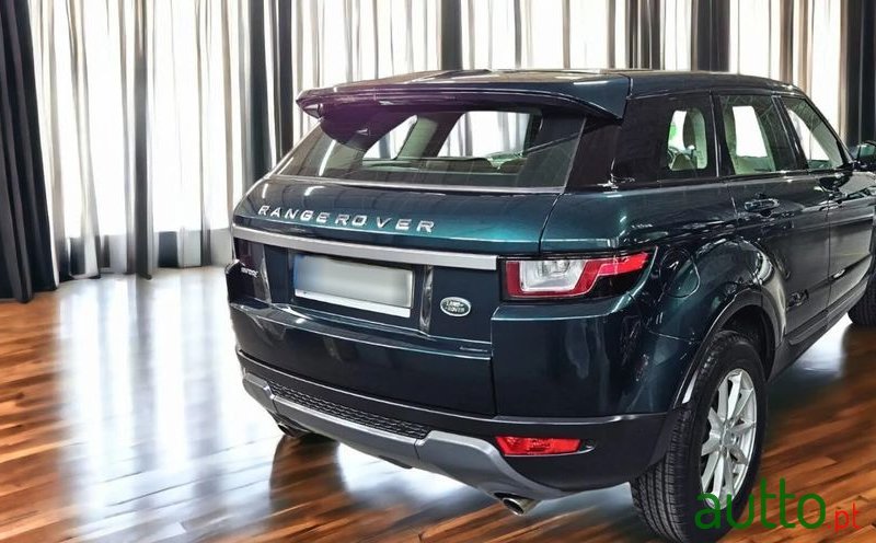 2015' Land Rover Range Rover Evoque photo #2