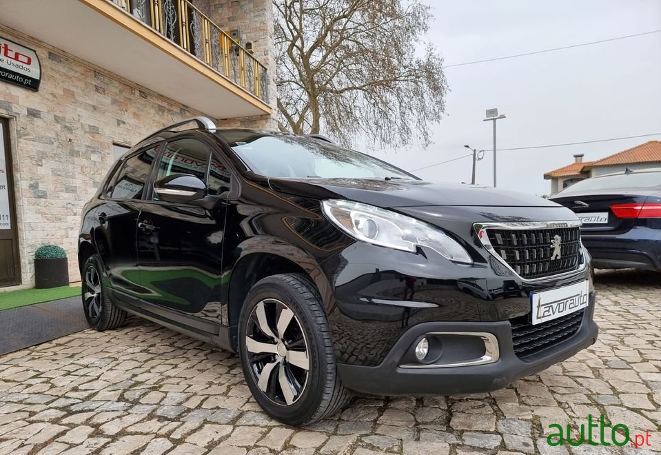 2016' Peugeot 2008 photo #2