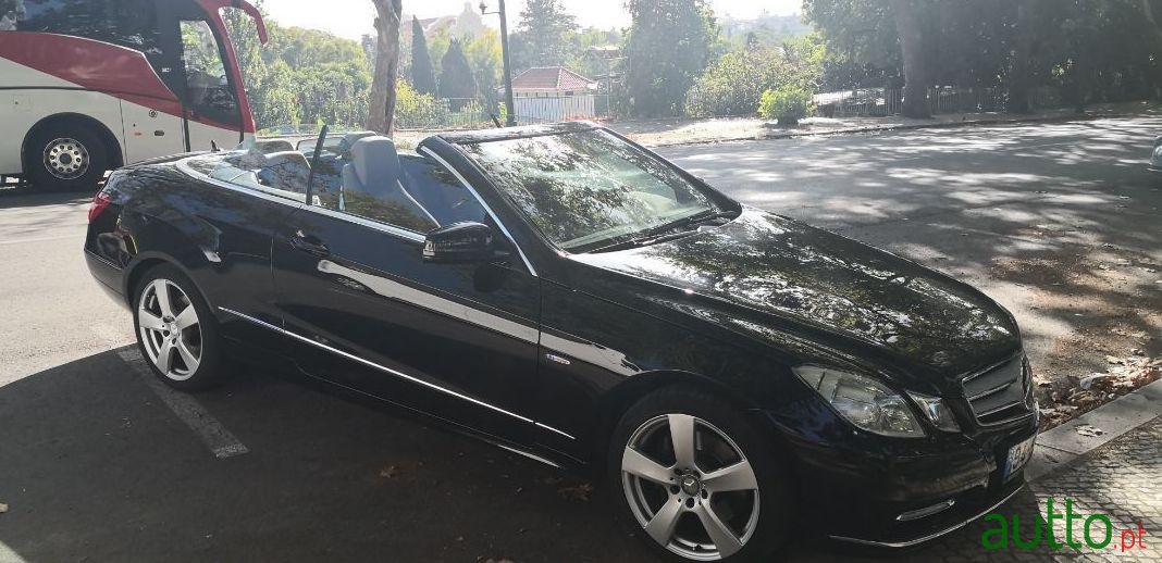 2012' Mercedes-Benz E-250 photo #3