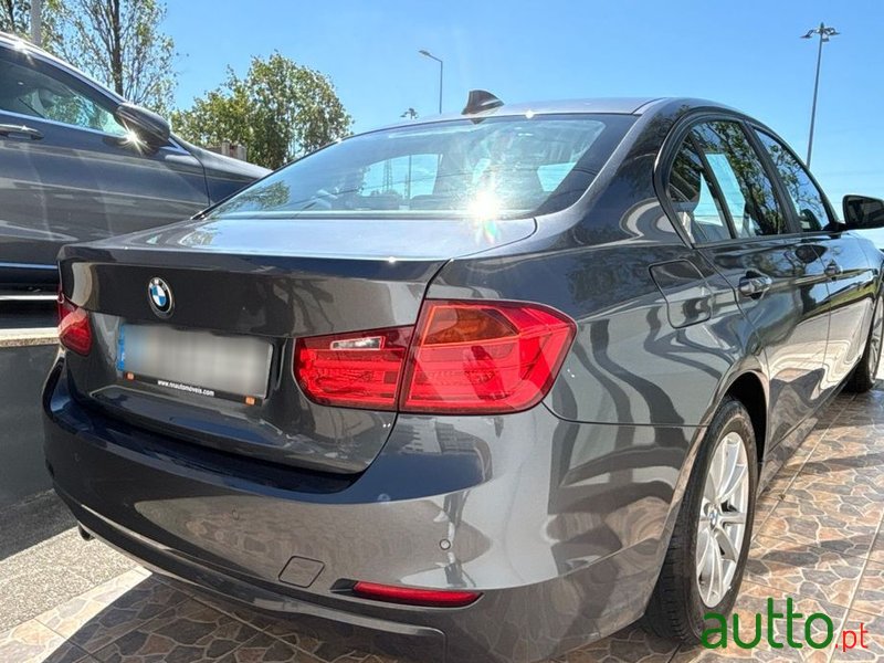 2015' BMW 316 D Advantage photo #3