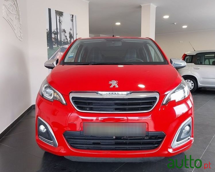 2018' Peugeot 108 1.0 Vti Style photo #2