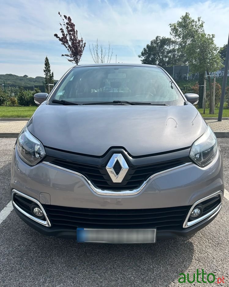2015' Renault Captur 1.5 Dci Edc photo #3