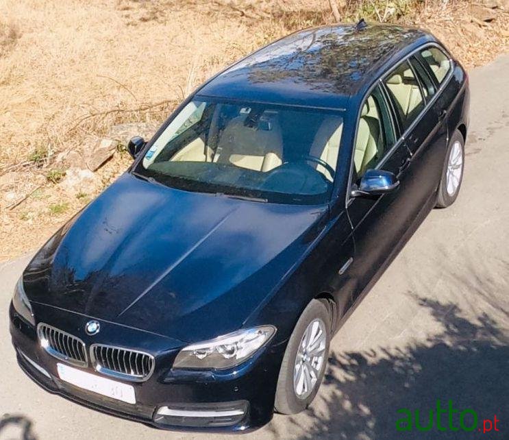 2013' BMW 520 photo #3