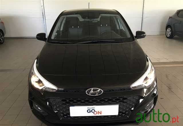 2019' Hyundai i20 photo #1
