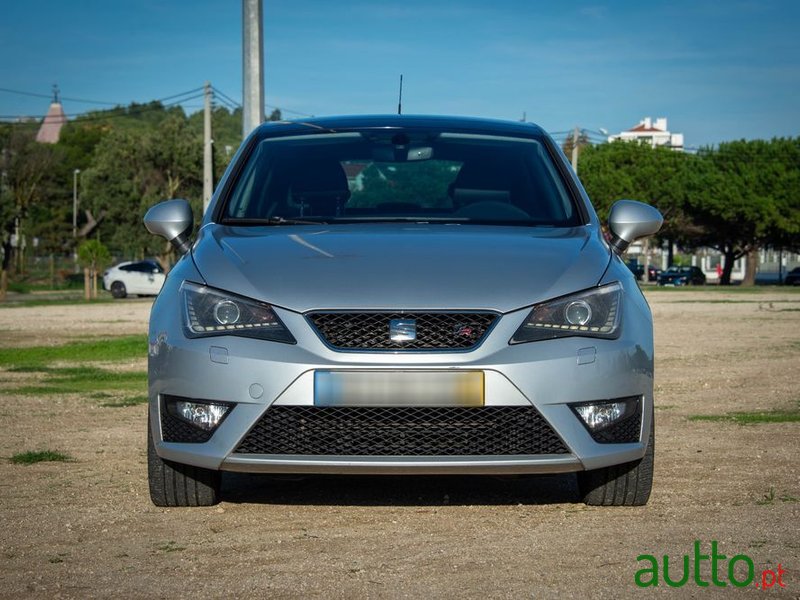 2016' SEAT Ibiza Sc 1.0 Ecotsi Fr photo #3