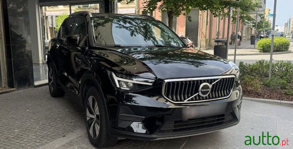 2022' Volvo Xc 40 photo #4