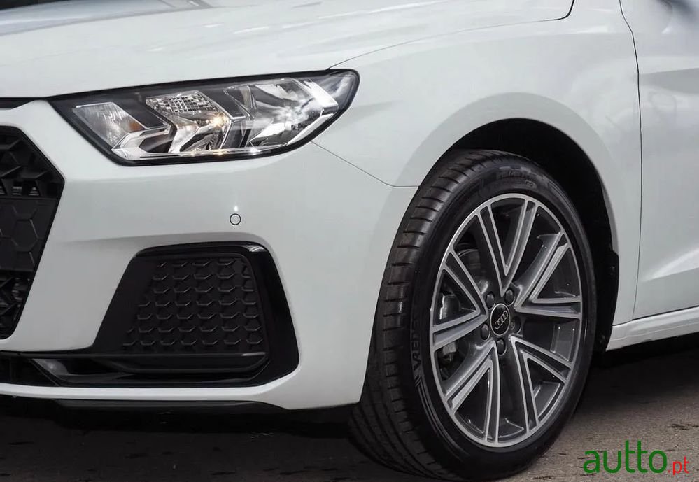 2020' Audi A1 Sportback photo #3