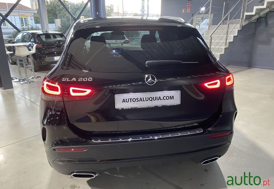 2022' Mercedes-Benz Gla-200 photo #4