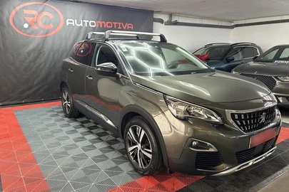 2019' Peugeot 3008