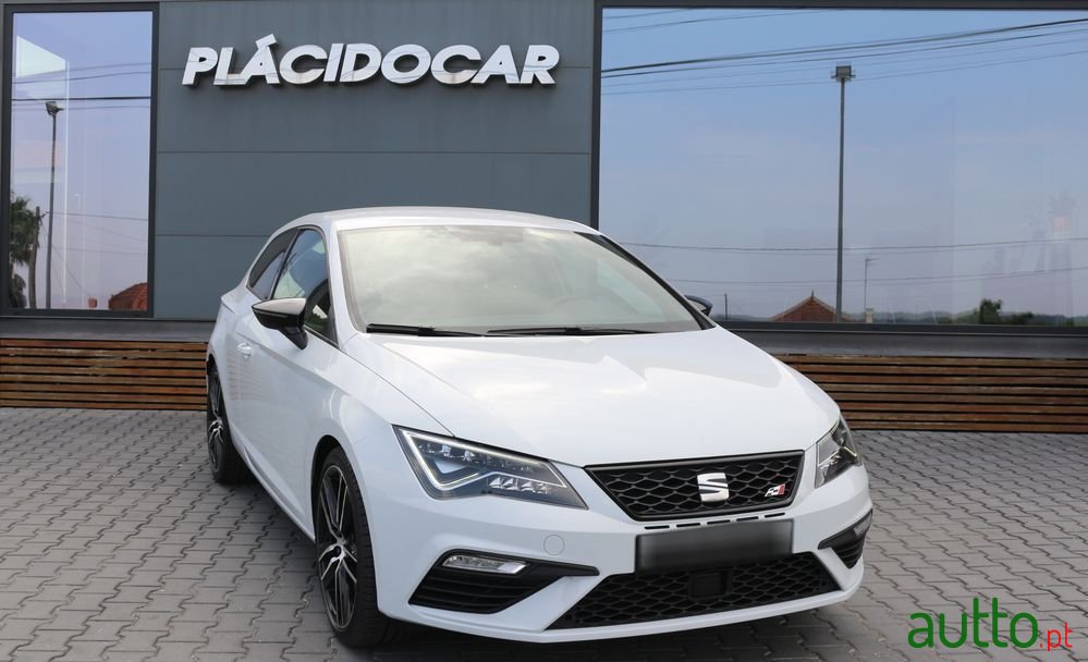 2017' SEAT Leon photo #1