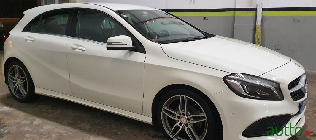 2016' Mercedes-Benz A-180 photo #3