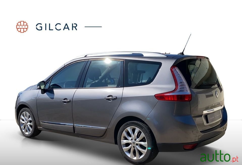 2012' Renault Grand Scenic photo #6