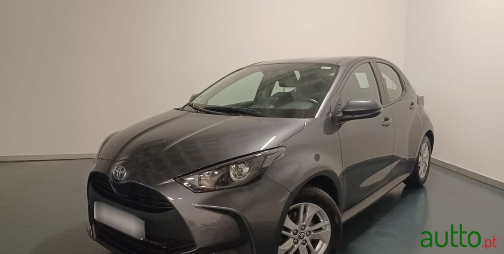 2021' Toyota Yaris photo #1