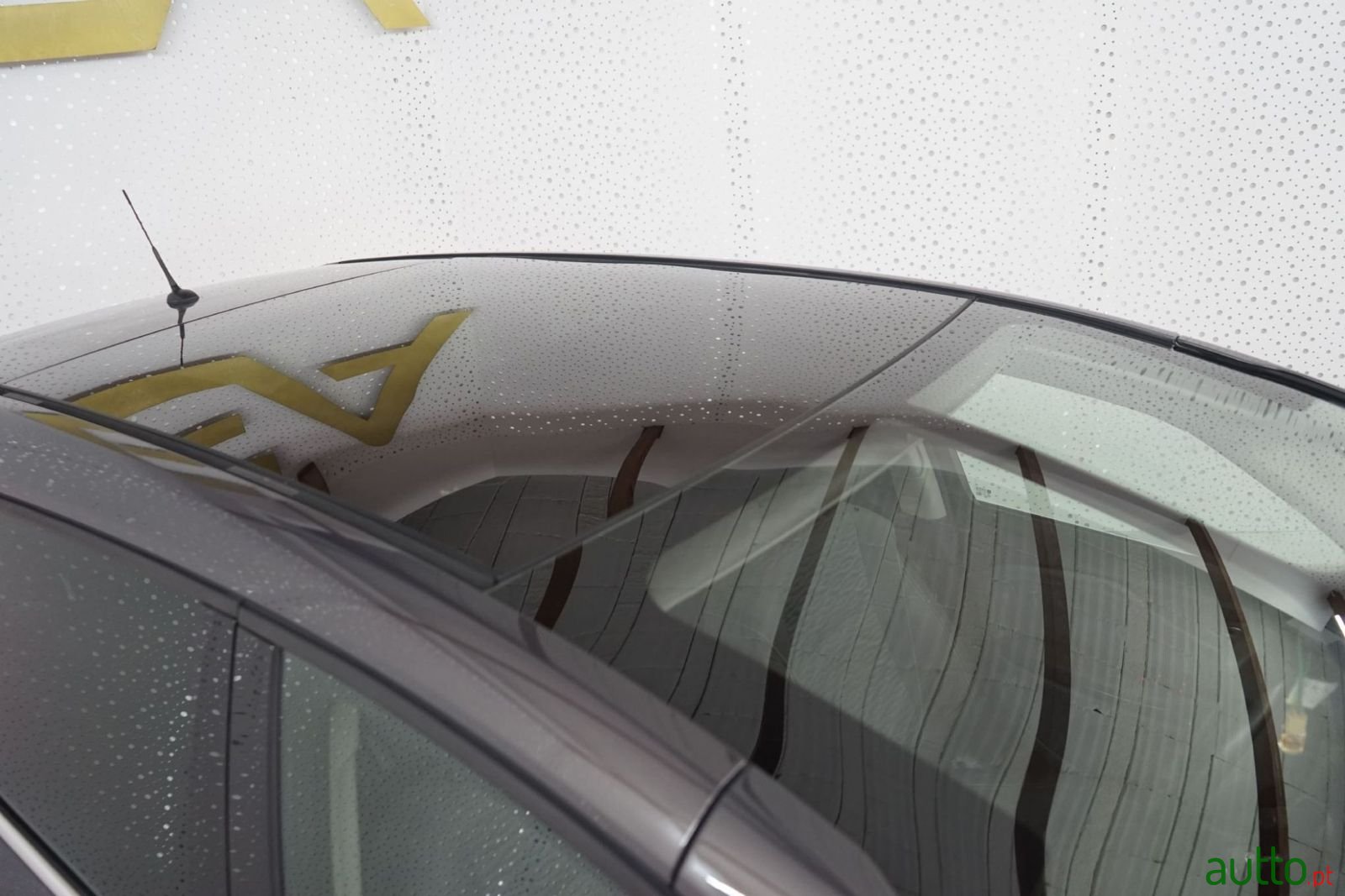 2012' Opel Zafira photo #6